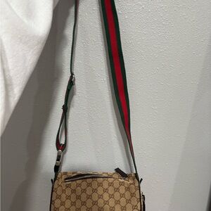 Gucci Beige Crossbody Bag with Signature Green and Red Strap